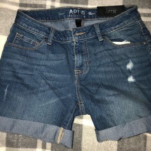 woman’s shorts brand new with tags from Kohl’s